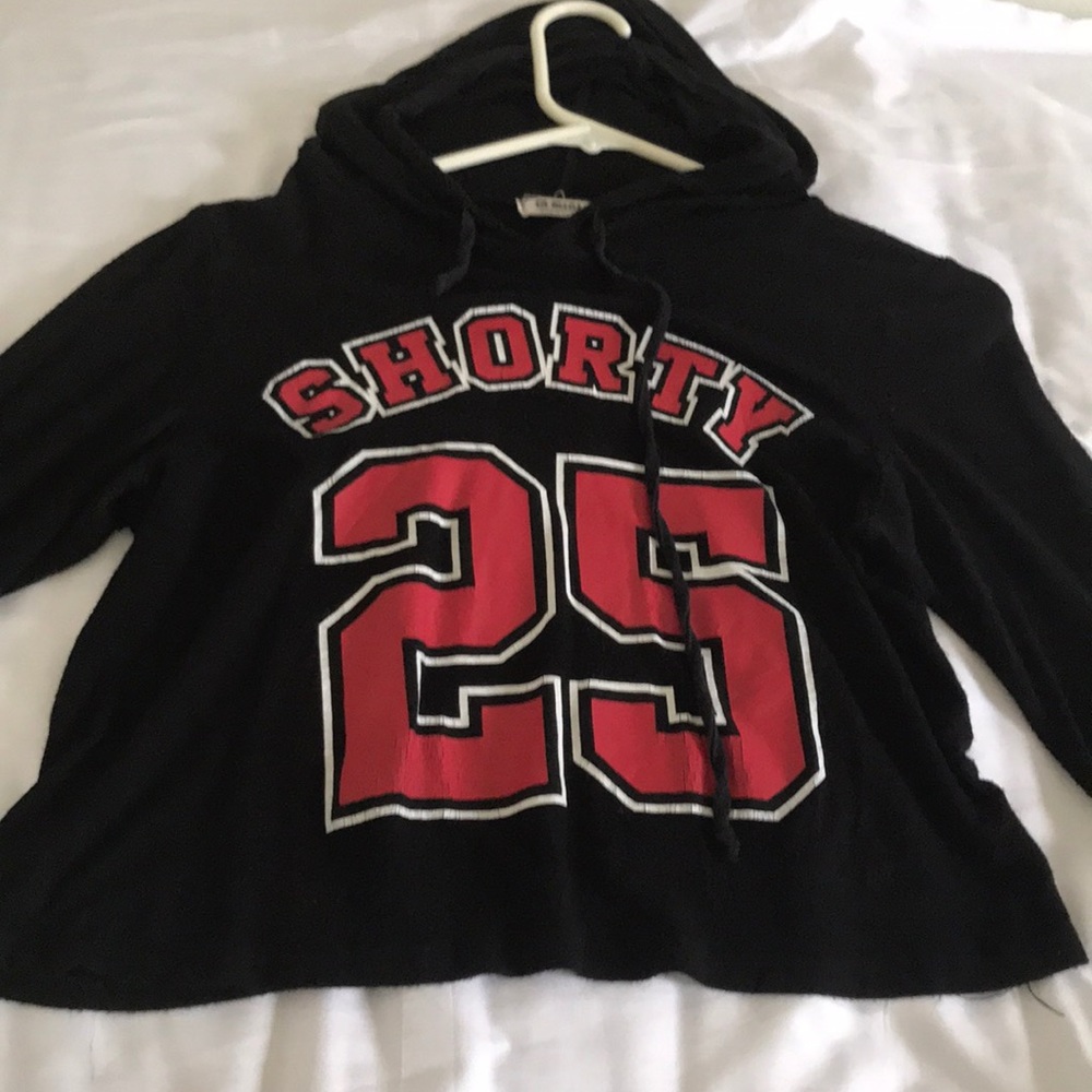 Black long sleeve crop top